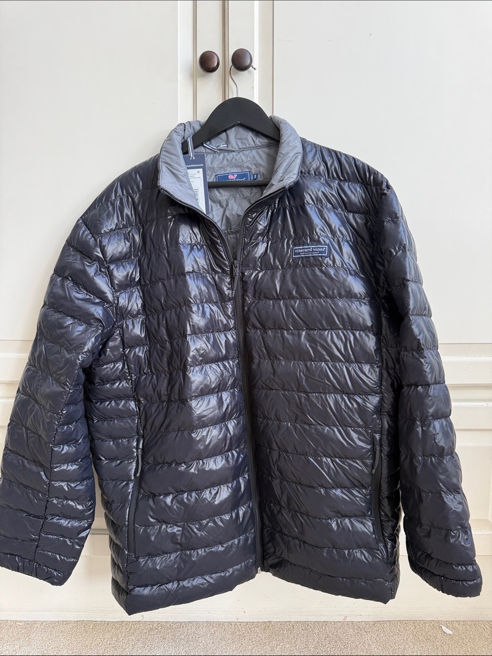 Vineyard Vines Men's Shiny Black Quilted Puffer Jacket